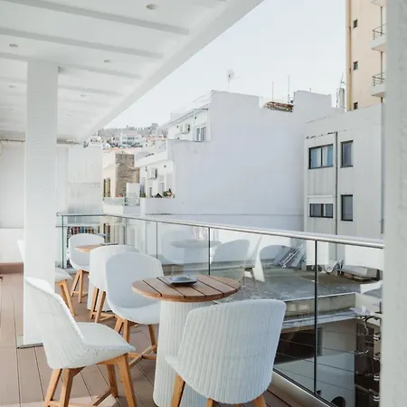 Iku Urban Apartment
